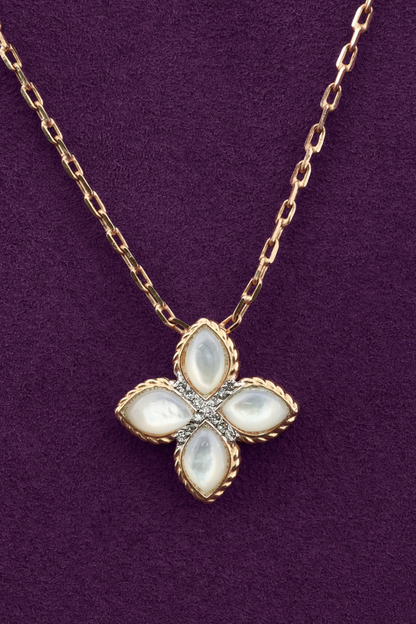 Колье из золота c бриллиантами и перламутром