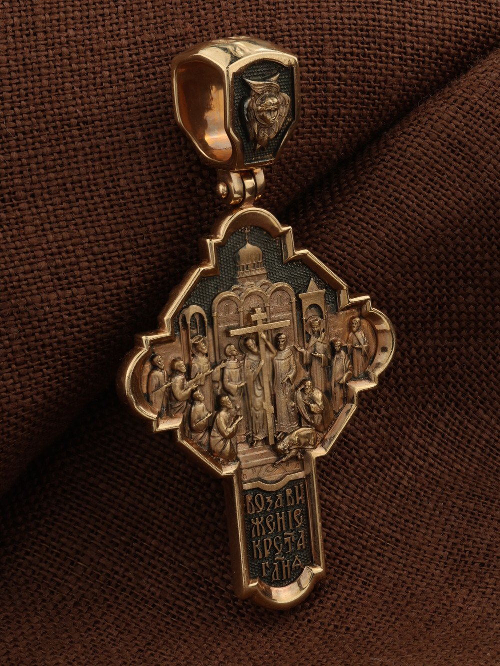 Крест из золота