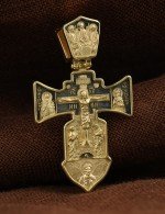 Крест из лимонного золота 585 пробы