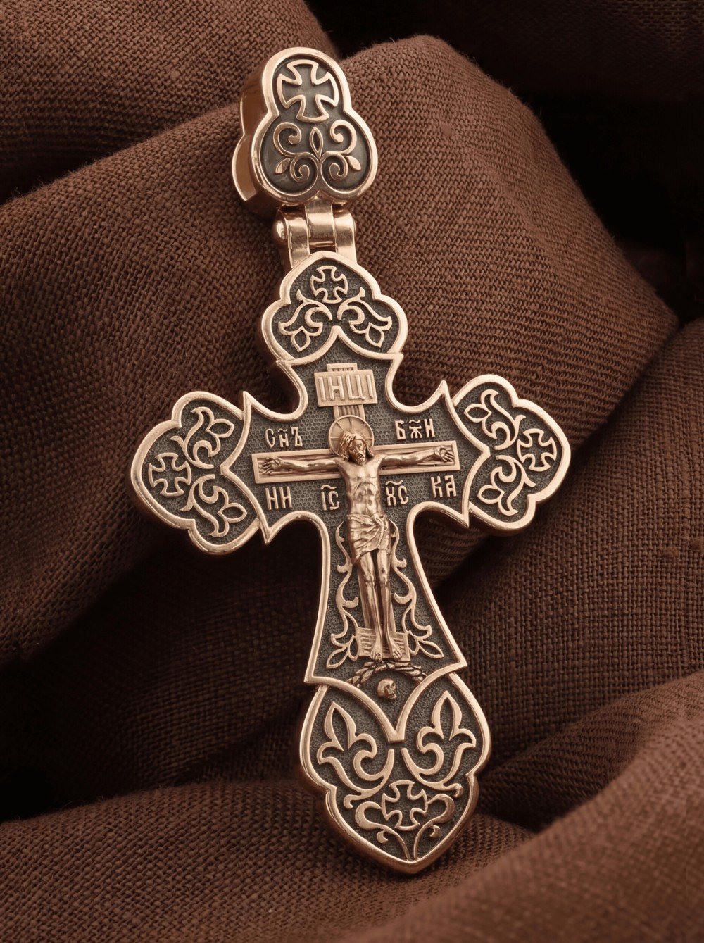 Крест из золота