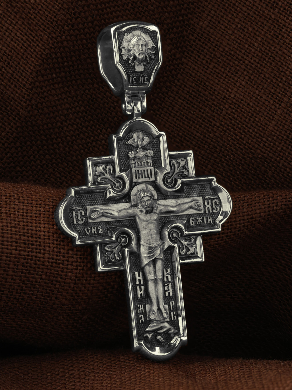 Крест из белого золота