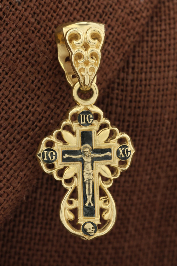 Крест из лимонного золота