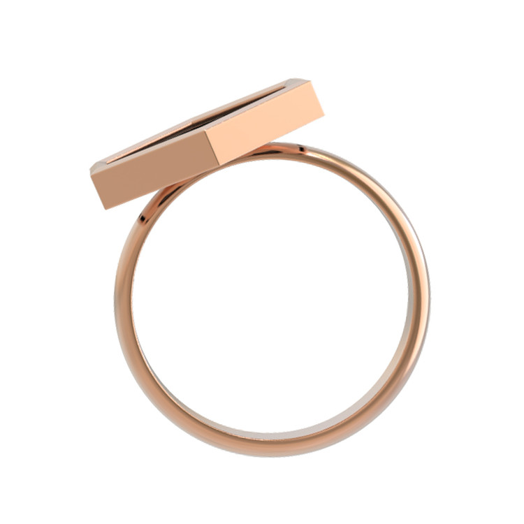 Кольцо из золота c ониксом