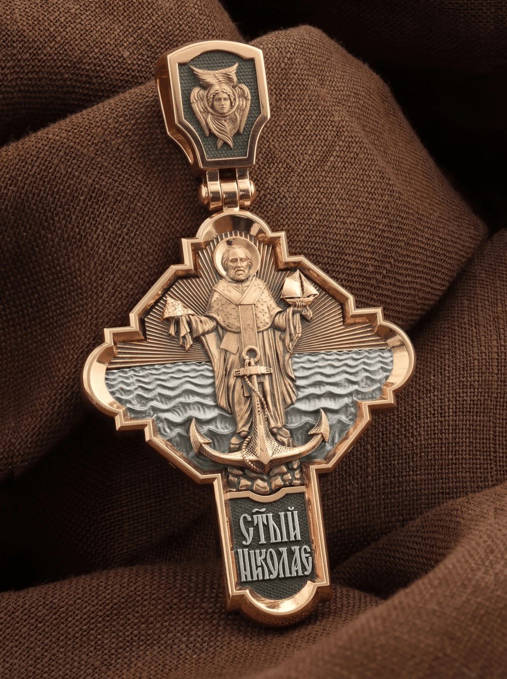 Крест из золота