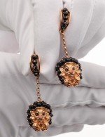 Серьги из золота 585 пробы c эмалью и ониксом