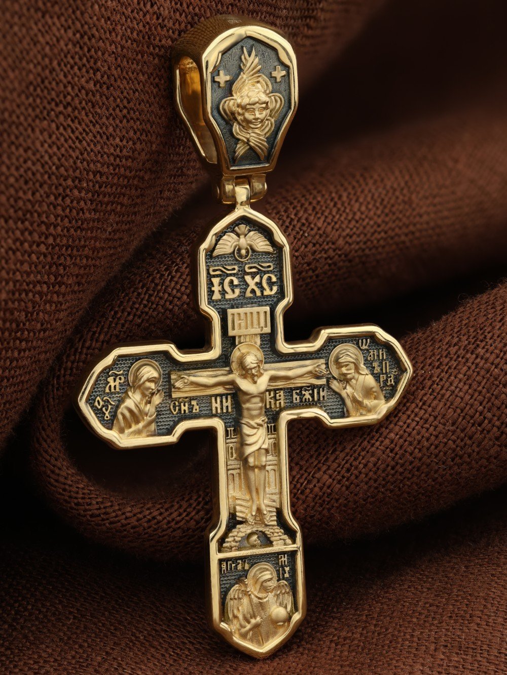 Крест из лимонного золота