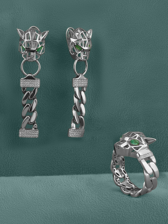 Серьги из белого золота c бриллиантами и изумрудом