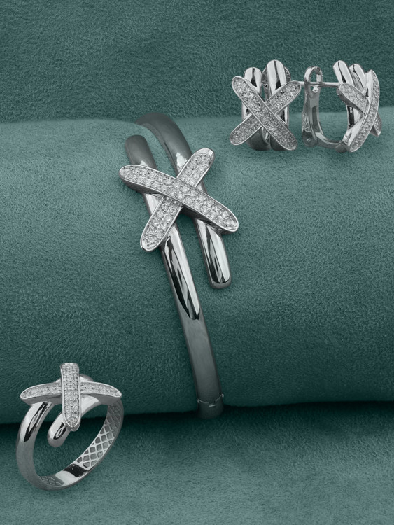 Кольцо из белого золота c бриллиантами