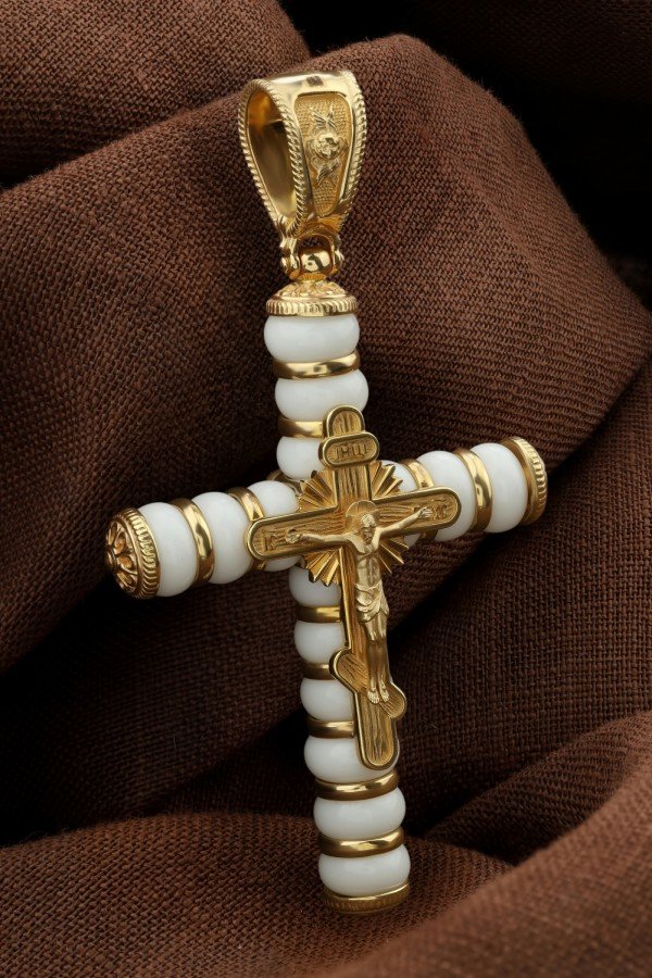 Крест из лимонного золота c агатом