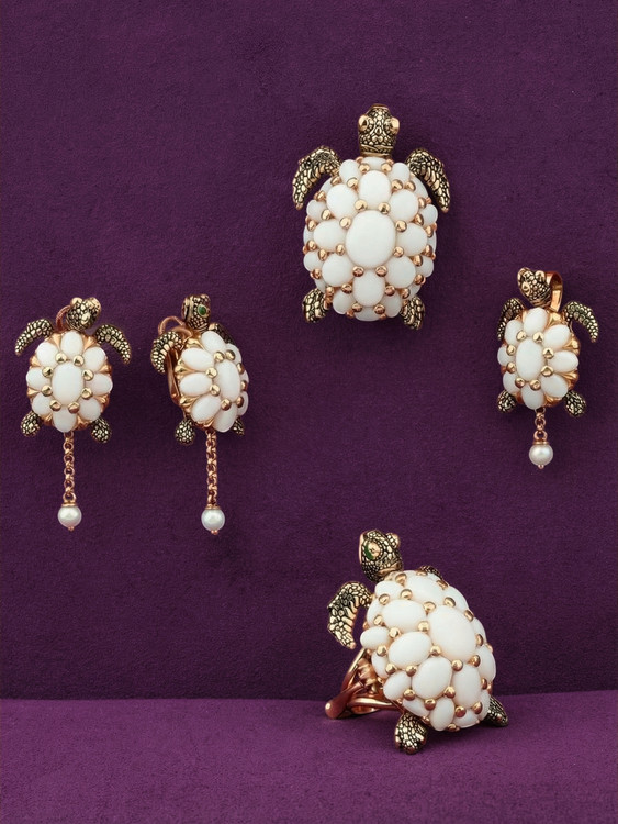 Кольцо из золота c эмаль и бивнем мамонта