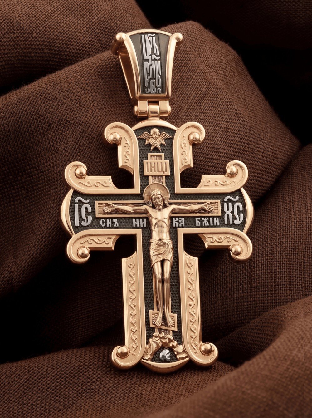 Крест из золота