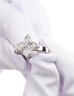 Кольцо из белого золота 585 пробы c бриллиантами