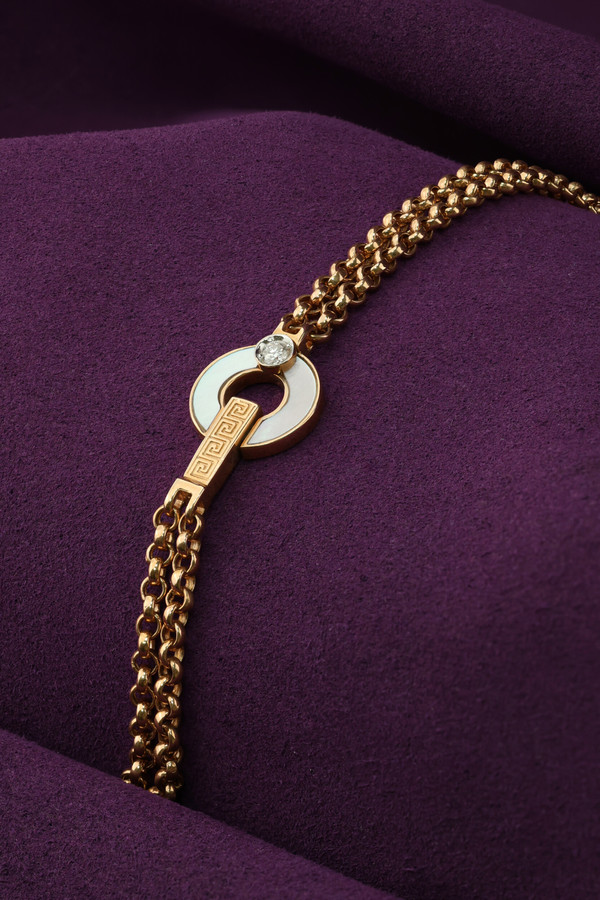 Браслет из золота c бриллиантами и перламутром