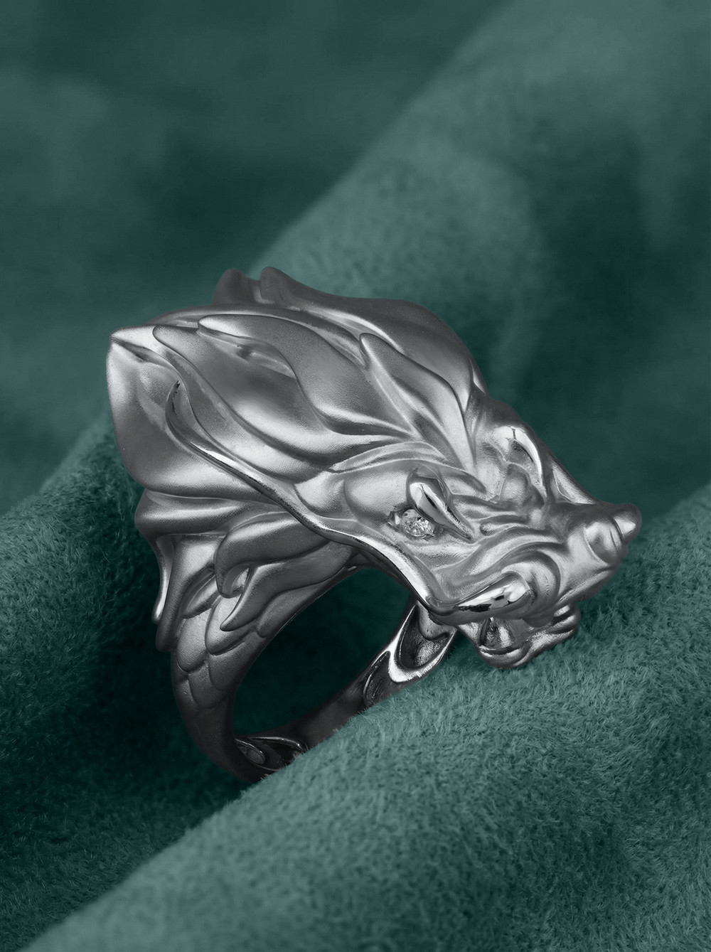 Кольцо из белого золота c бриллиантами