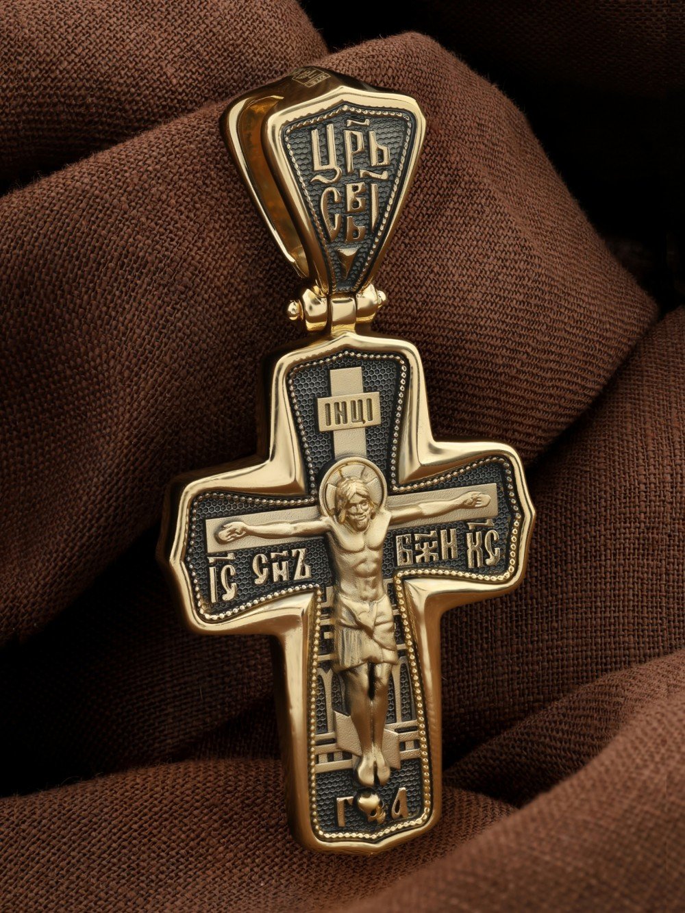 Крест из лимонного золота