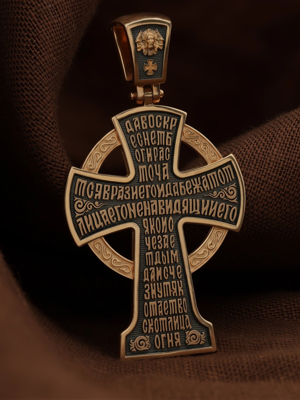 Крест из золота