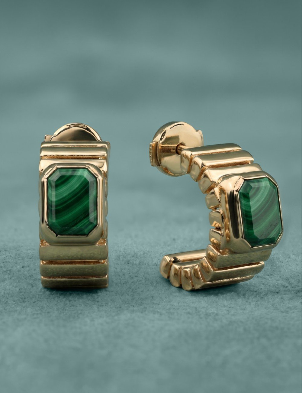 Серьги из золота 585 пробы c малахитом