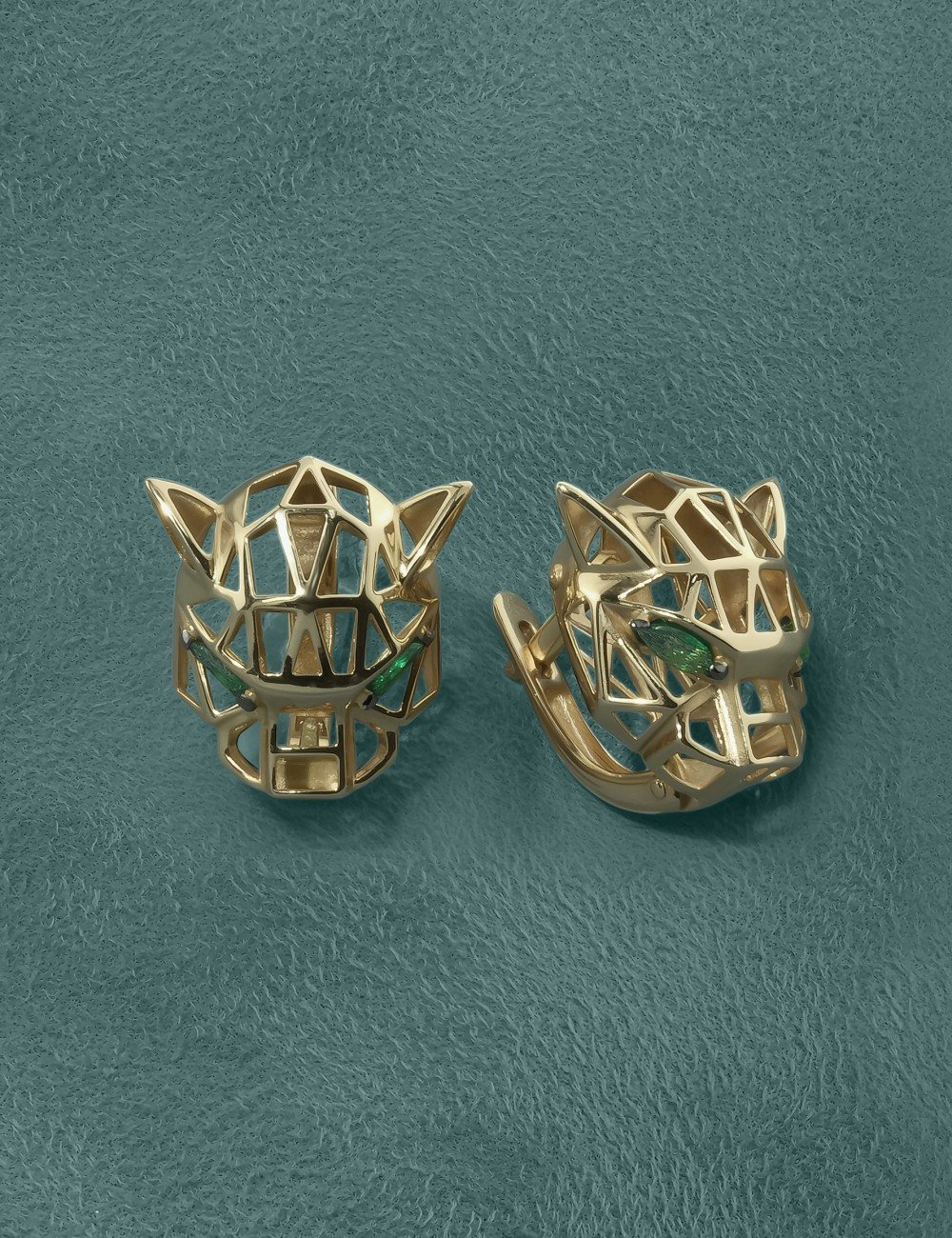 Серьги из золота 585 пробы c изумрудом