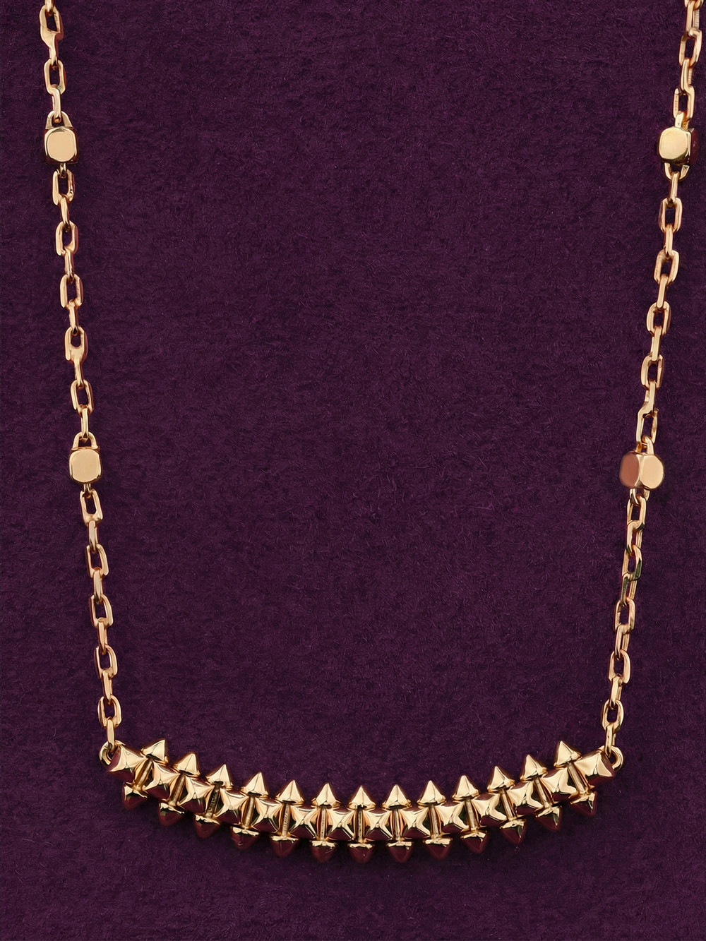 Колье из золота