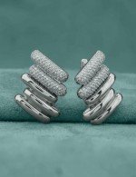 Серьги из белого золота 585 пробы c бриллиантами