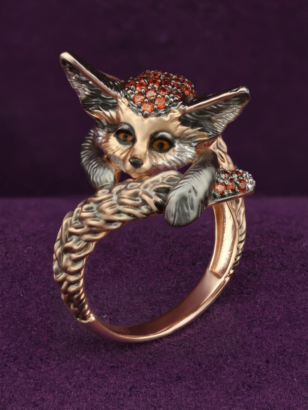 Кольцо из золота c эмаль и фианитом