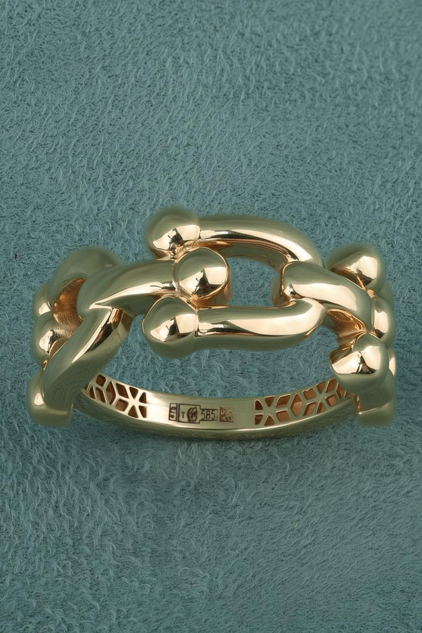 Кольцо из золота