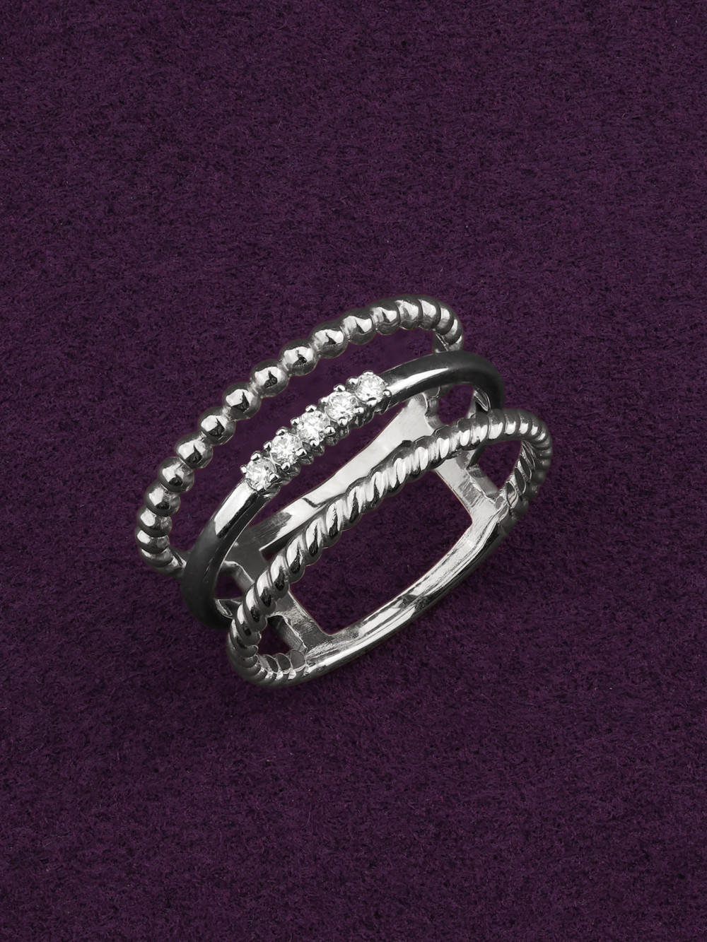 Кольцо из белого золота c бриллиантами