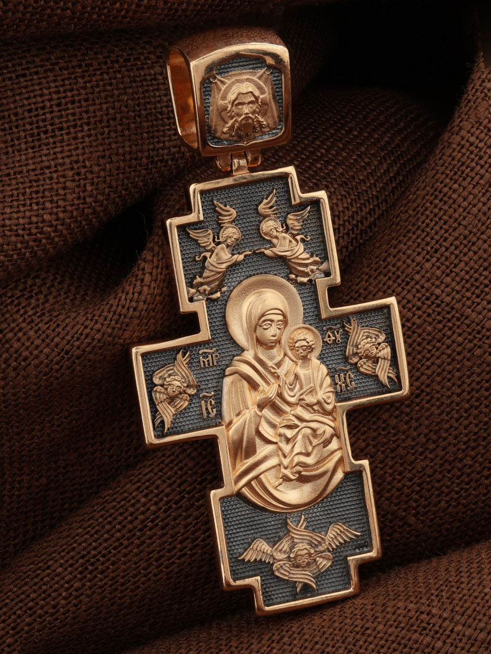 Крест из золота