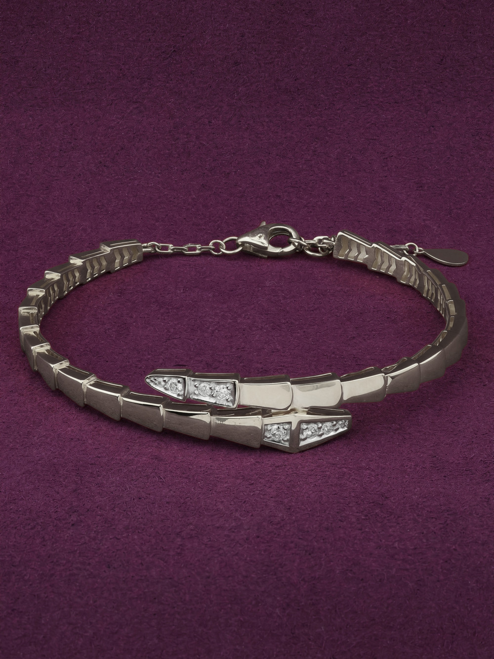 Браслет из белого золота c бриллиантами